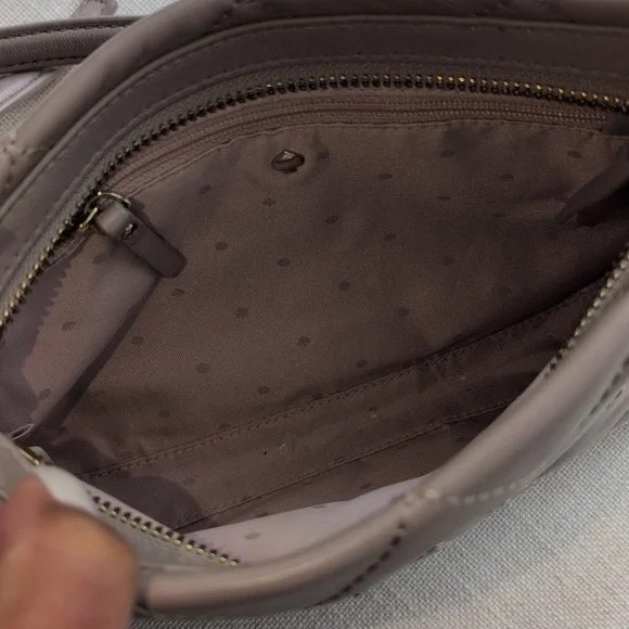 Kate Spade Quilted Leather Gray Crossbody With Gold Hardware. EUC - Picture 9 of 11